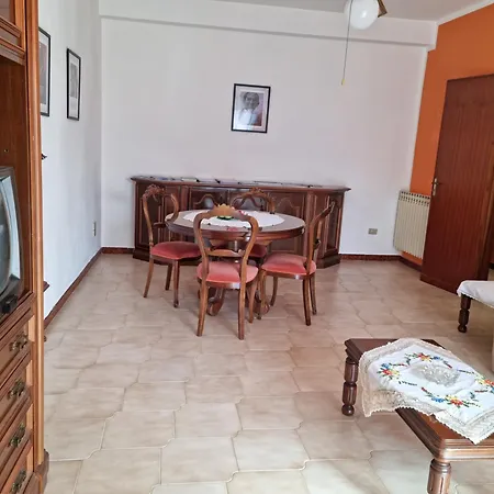 Apartment Casa Di Mamma Godrano