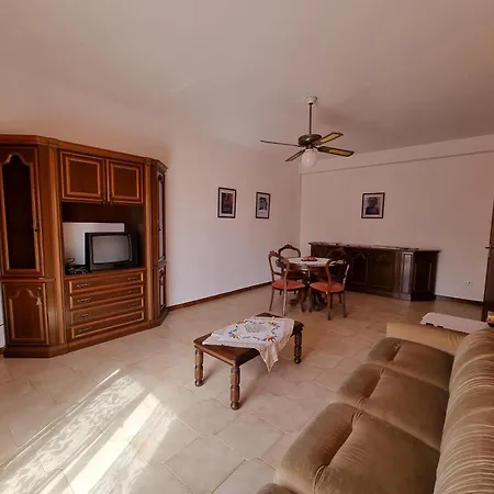 Apartment Casa Di Mamma Godrano
